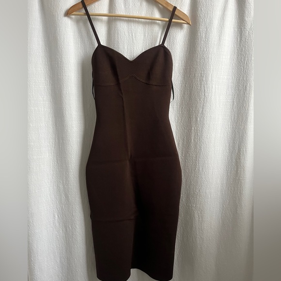 Aritzia Babaton Lariat Dress - Picture 4 of 9